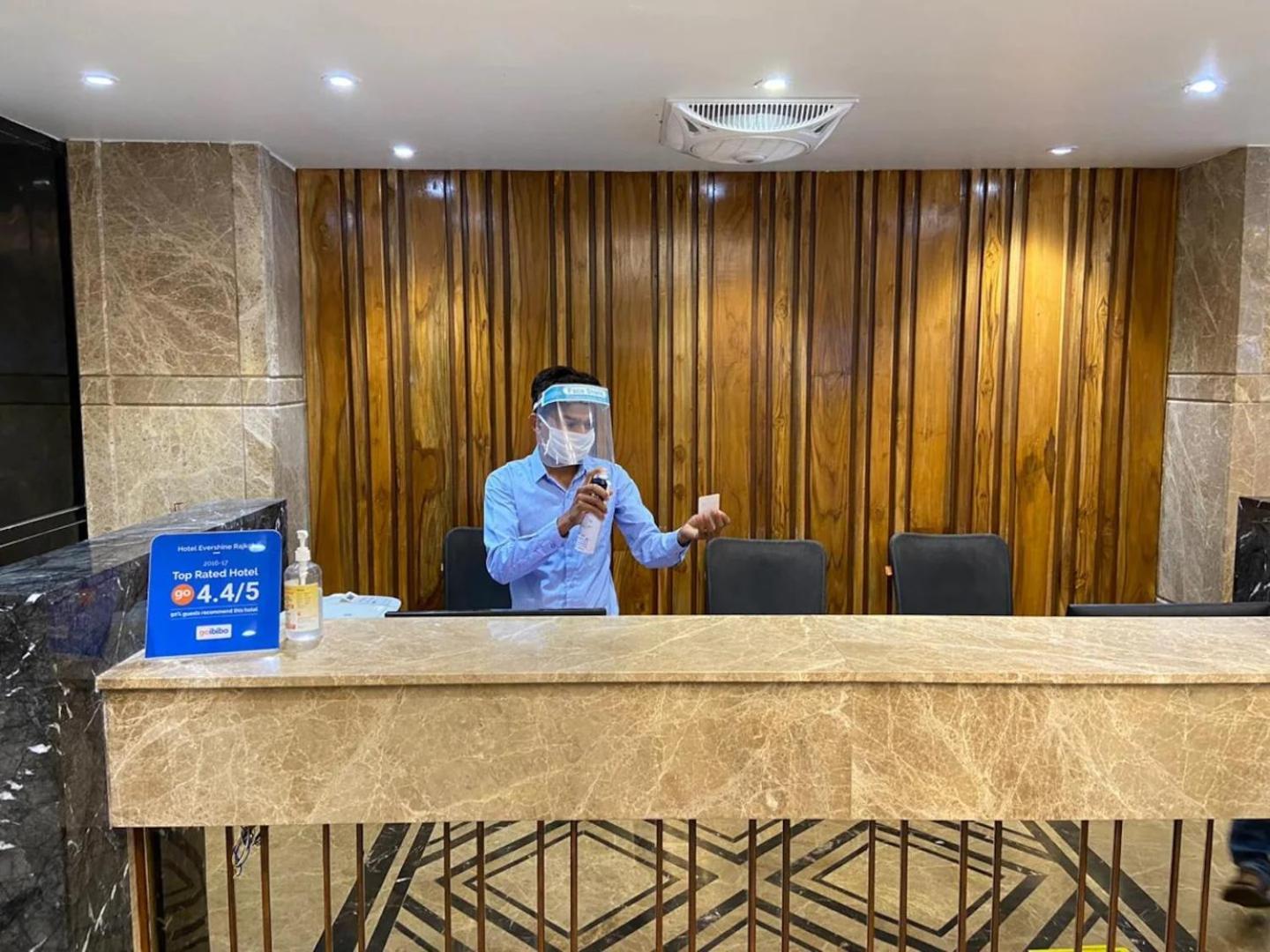 Hotel Evershine راجكوت المظهر الخارجي الصورة