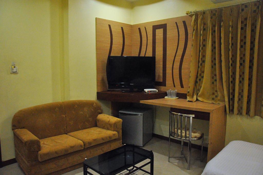 Hotel Evershine راجكوت الغرفة الصورة