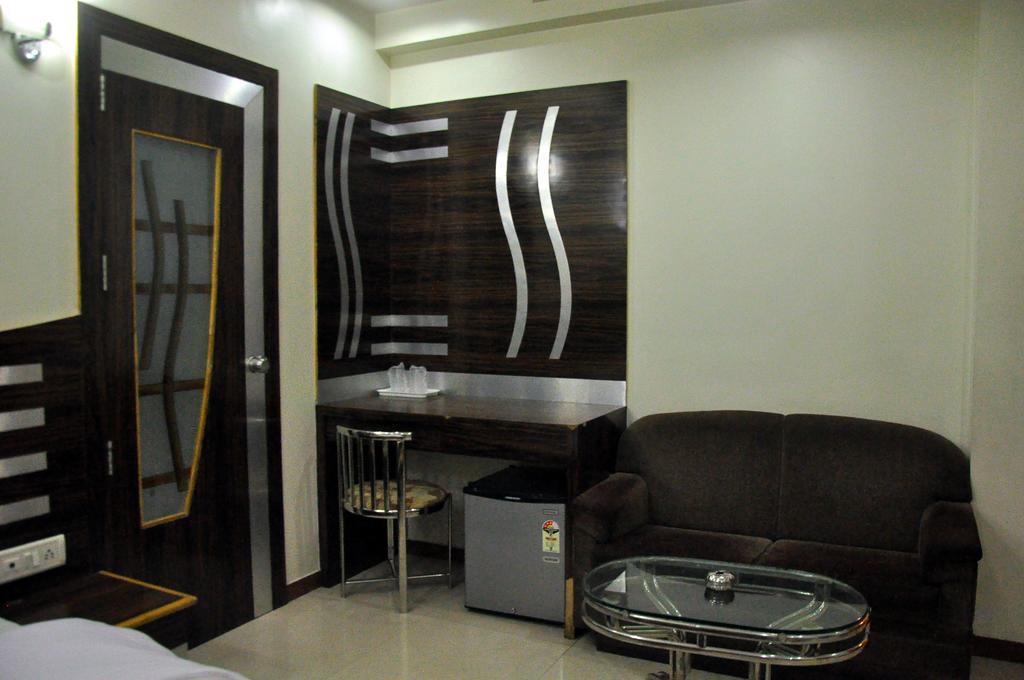Hotel Evershine راجكوت الغرفة الصورة